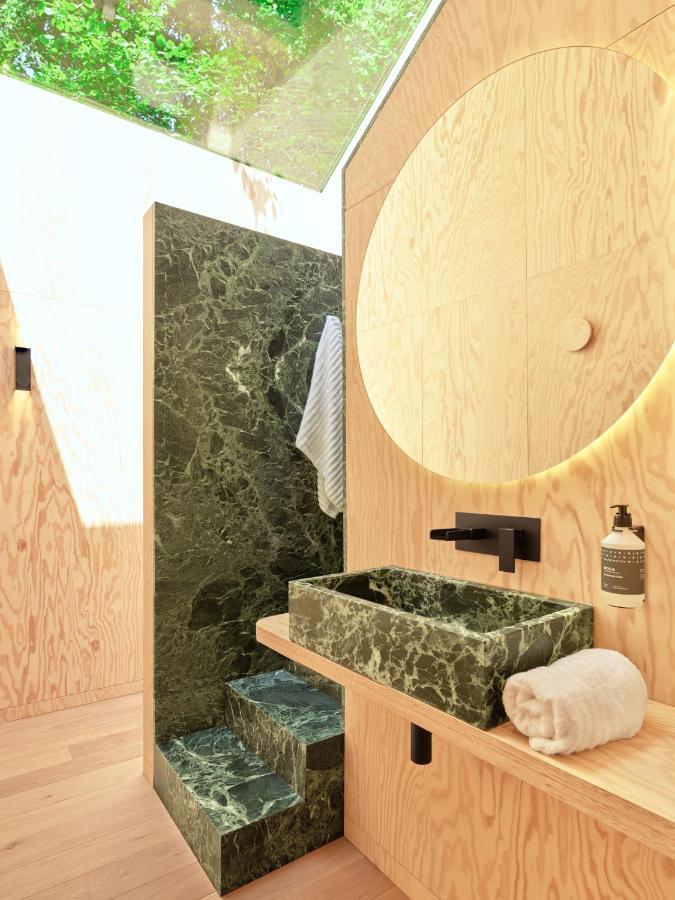 Vakantiehuis Hutstuf The Beaver & Private Outdoor La-Roche-en-Ardenne
